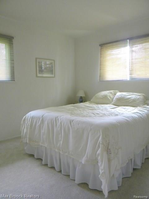 971 Cambridge Road Berkley, MI 48072 - Photo 10 of 16 MASTER BEDROOM - VIEW 2