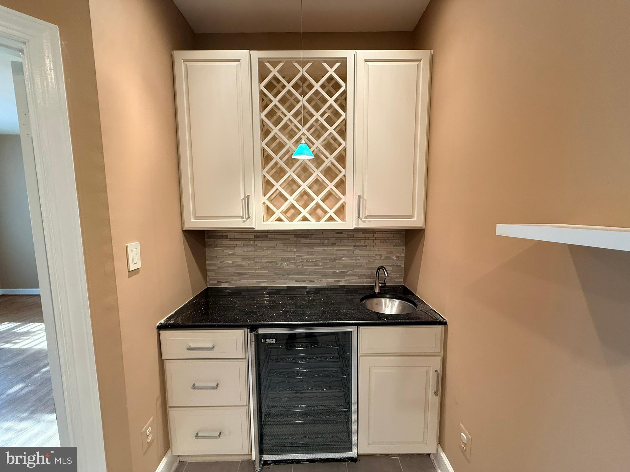 1307 Stamford Way Reston, VA 20194 - Photo 10 of 31 Gallery Image 10