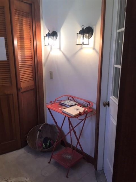 34 Pole Dike Road Wellfleet, MA 02667 - Photo 5 of 44 foyer