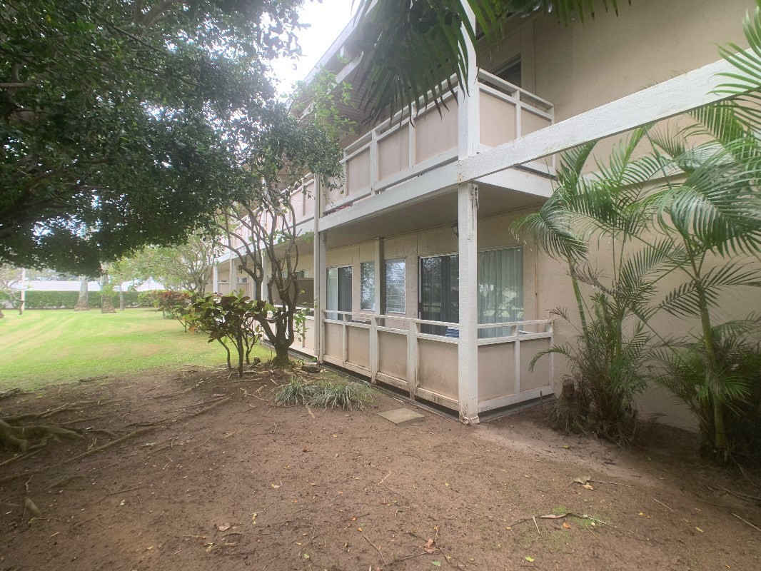 525 Aleka Loop, Unit D5 Kapaa, HI 96746 - Photo 9 of 11 a view of a house with a yard
