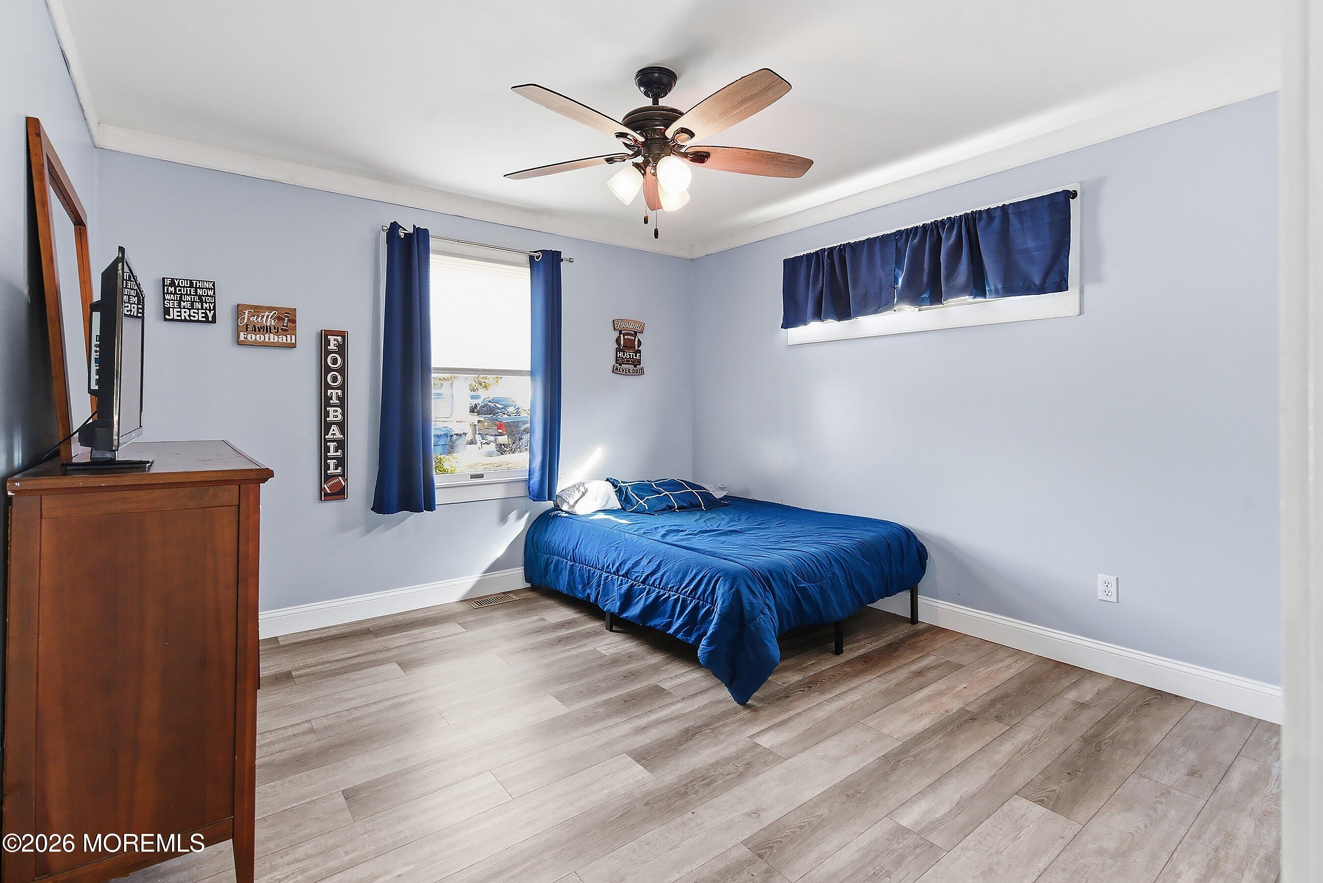 161 Mooring Road Manahawkin, NJ 08050 - Photo 17 of 38 22-Bed 2