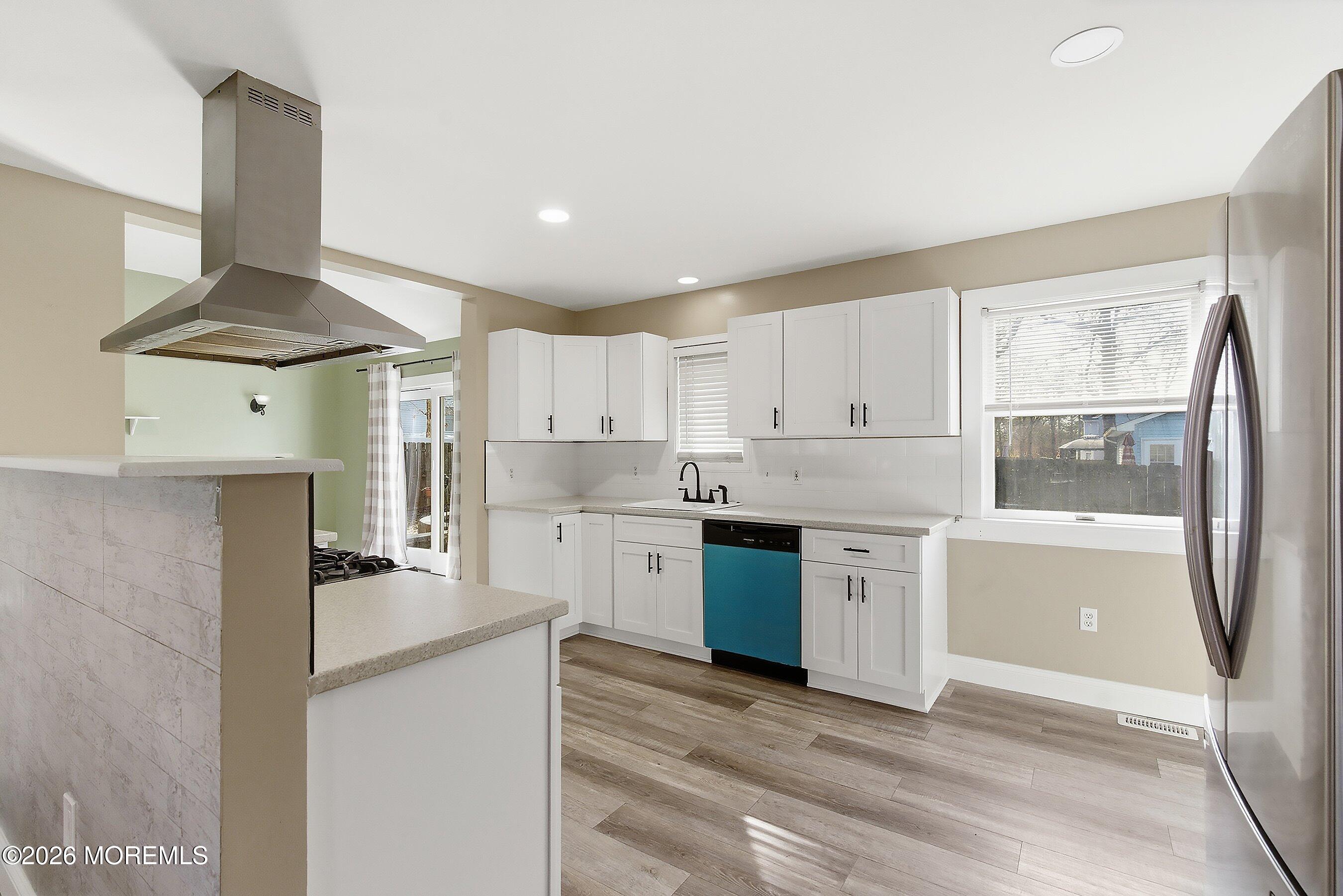 161 Mooring Road Manahawkin, NJ 08050 - Photo 10 of 38 14-Kitchen 1B