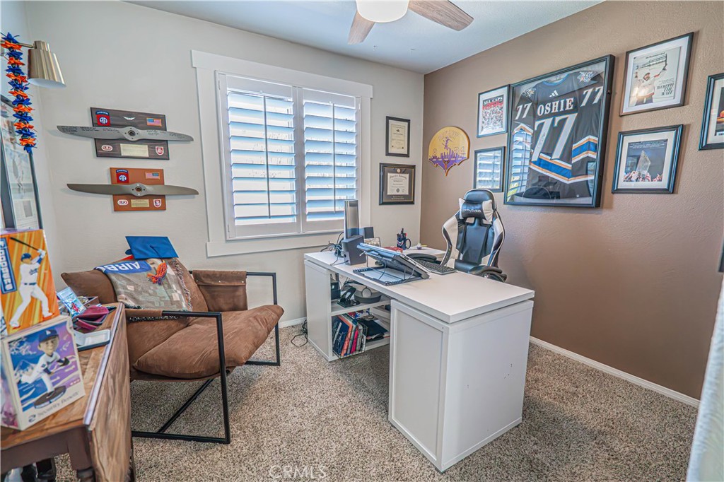 28235 Springvale Lane Castaic, CA 91384 - Photo 24 of 54