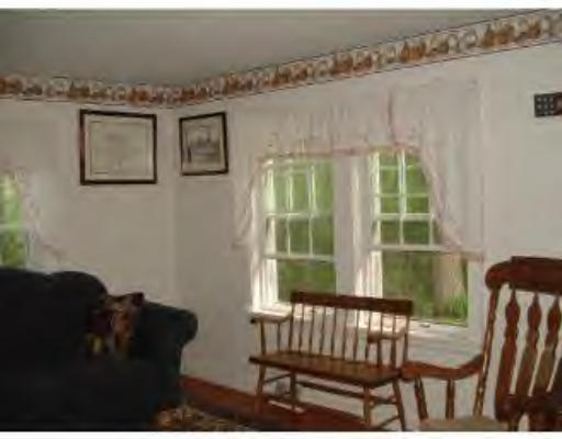 82 Depot Road Oxford, MA 01540 - Photo 8 of 15 Gallery Image 8