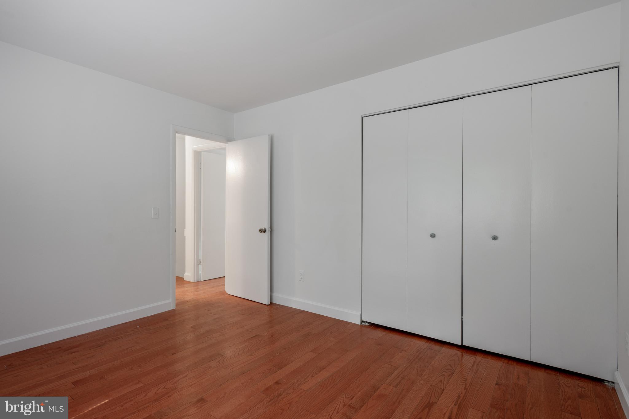 11841 Coopers Court Reston, VA 20191 - Photo 19 of 36 Bedroom 2