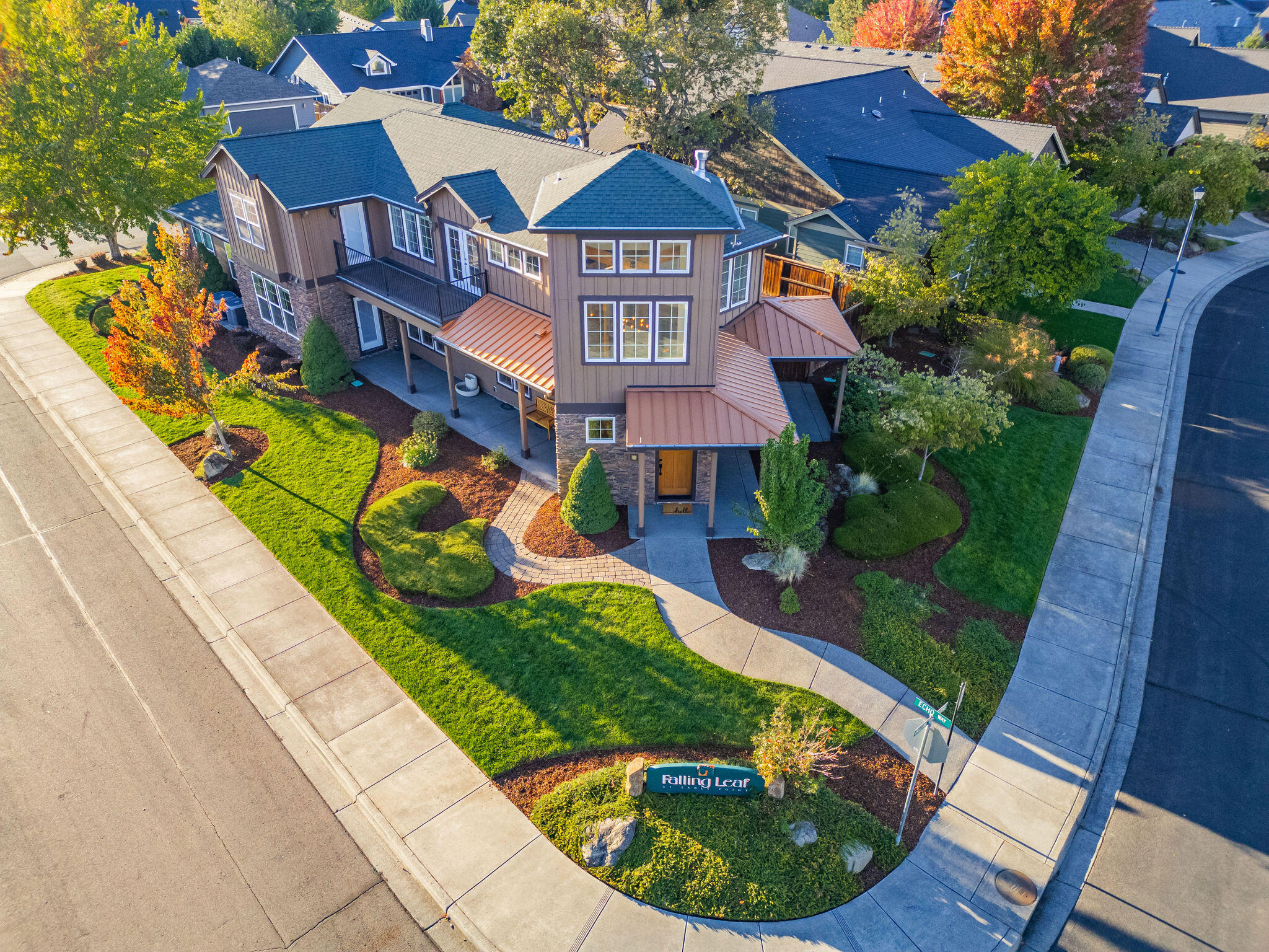 7 Falling Leaf Lane Eagle Point, OR 97524 - Photo 1 of 37 Front Entry