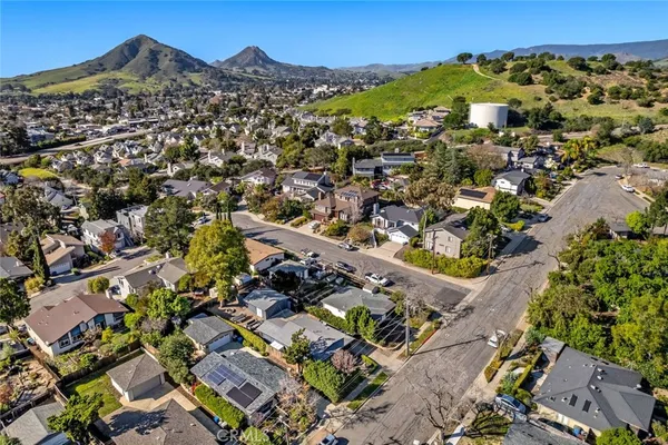 an aerial view of multiple house