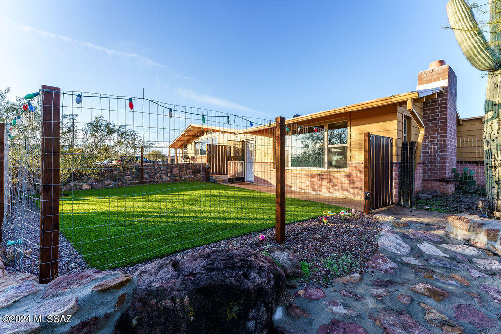 2951 West Mossman Road Tucson, AZ 85746 - Photo 5 of 28 Gallery Image 5