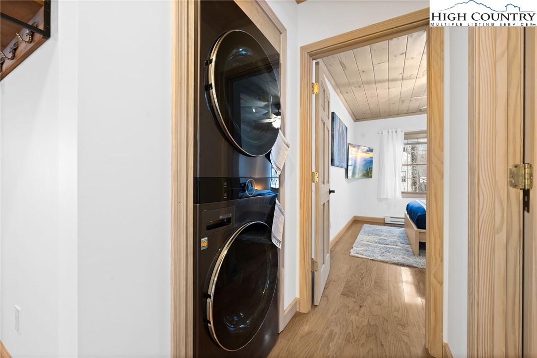 127 Raven Road Beech Mountain, NC 28604 - Photo 29 of 38