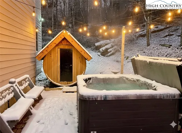 $999,500 | 127 Raven Road, Beech Mountain, NC 28604