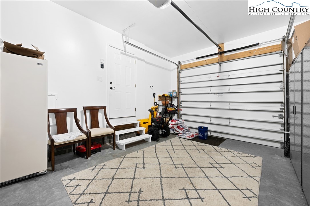 127 Raven Road Beech Mountain, NC 28604 - Photo 35 of 38