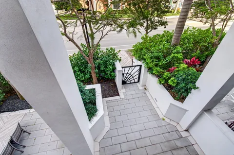 $1,995,000 | 155 East Boca Raton Road, Unit TH3, Boca Raton, FL 33432