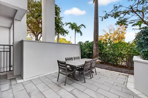 $1,995,000 | 155 East Boca Raton Road, Unit TH3, Boca Raton, FL 33432