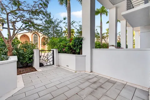 $1,995,000 | 155 East Boca Raton Road, Unit TH3, Boca Raton, FL 33432