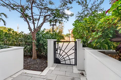 $1,995,000 | 155 East Boca Raton Road, Unit TH3, Boca Raton, FL 33432