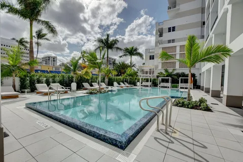 $1,995,000 | 155 East Boca Raton Road, Unit TH3, Boca Raton, FL 33432