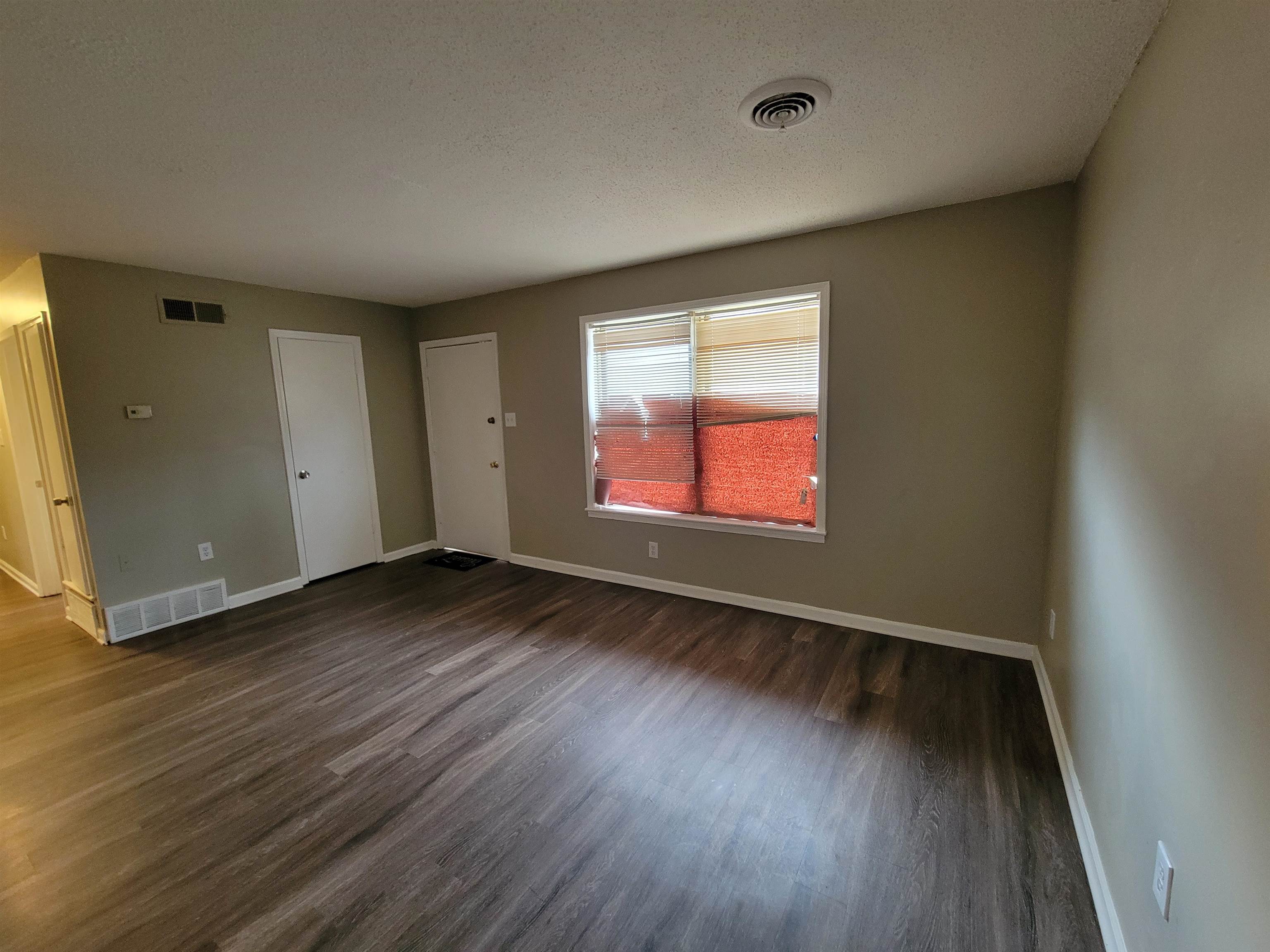 4863 Montee Road Memphis, TN 38109 - Photo 5 of 14 Gallery Image 5