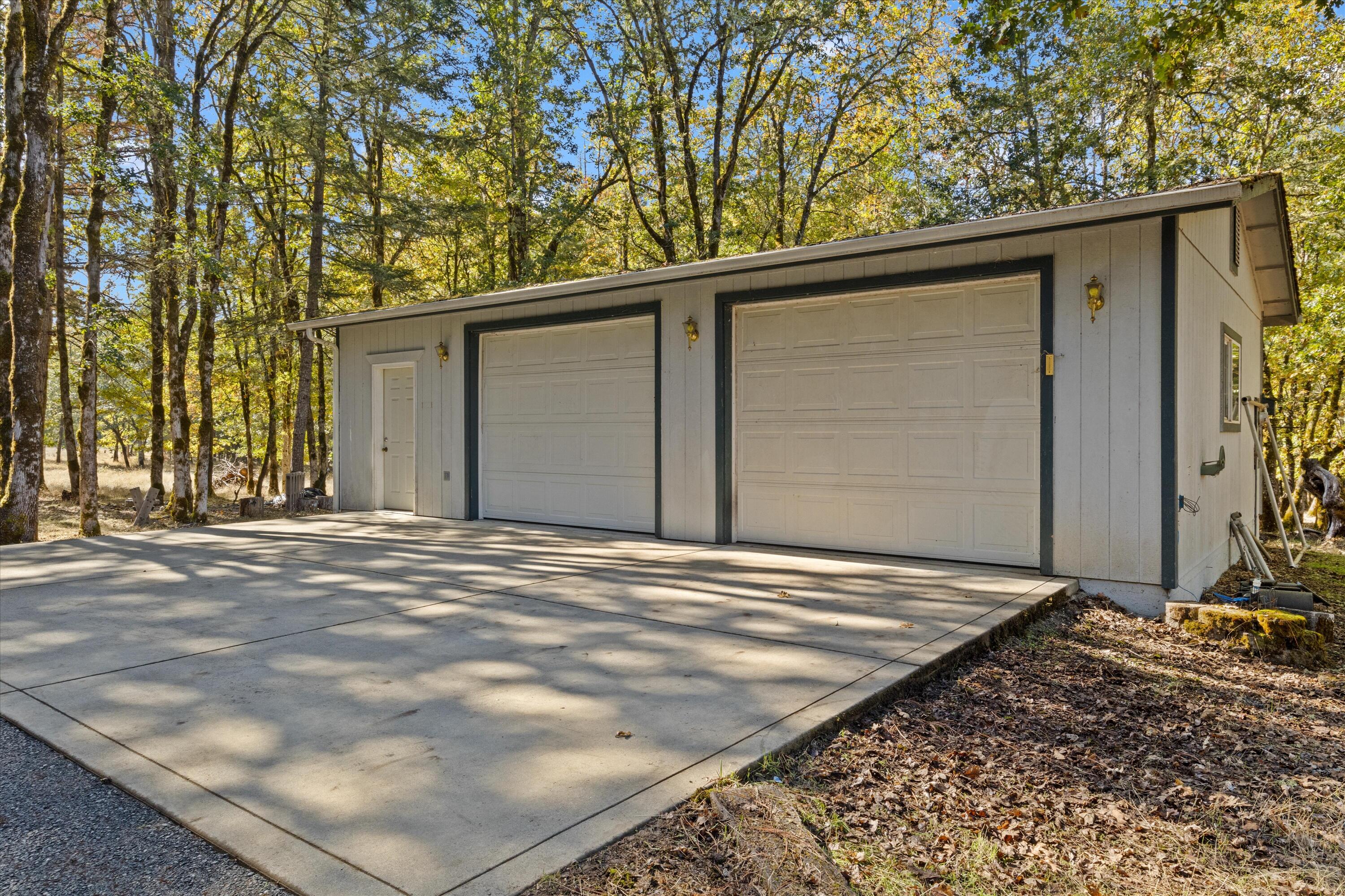 1080 Ferry Road Grants Pass, OR 97526 - Photo 53 of 60 47-IMG_0305