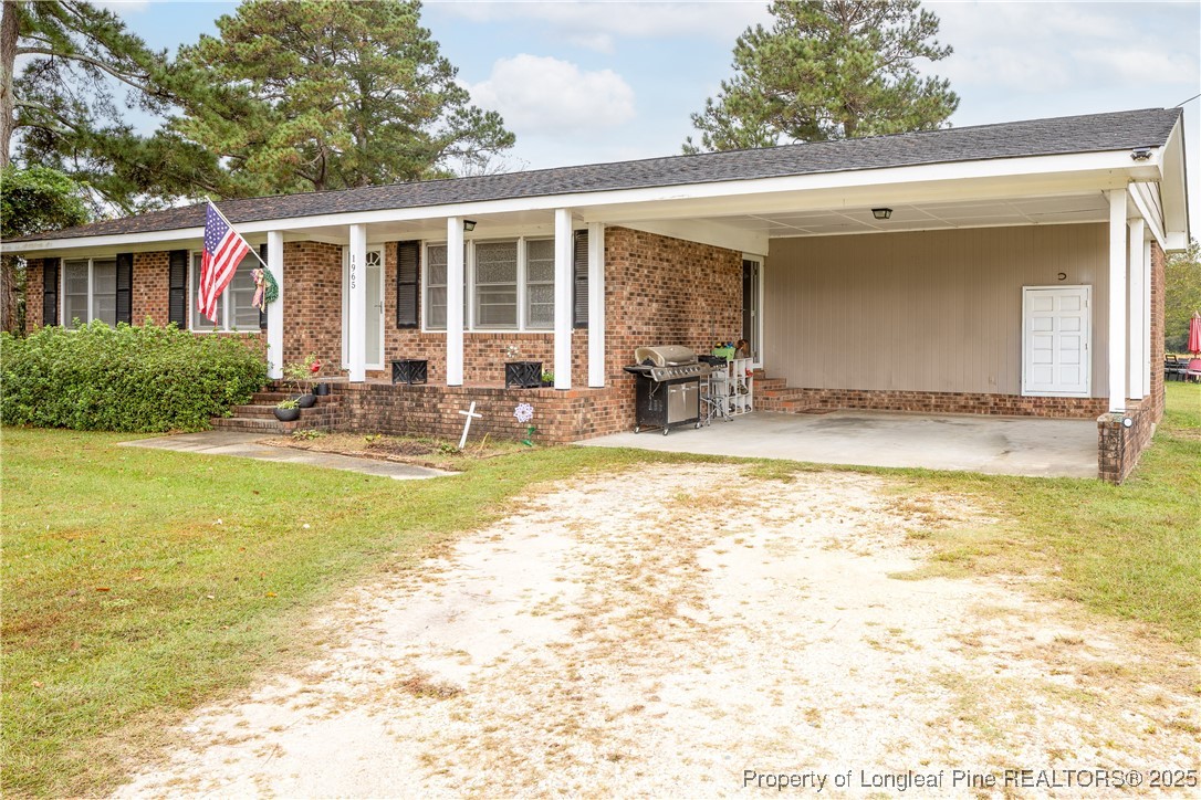 1965 Green Path Road Dunn, NC 28334 - Photo 3 of 25