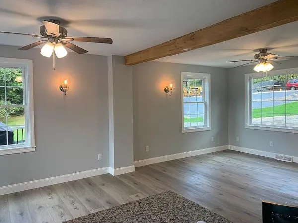 $454,900 | 484 Tank Farm Road, Aliquippa, PA 15001