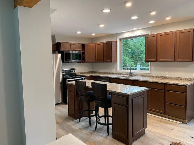 484 Tank Farm Road Aliquippa, PA 15001 - Photo 8 of 37