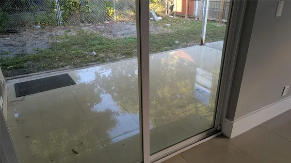 $2,900 | Undisclosed Address, North Lauderdale, FL 33068