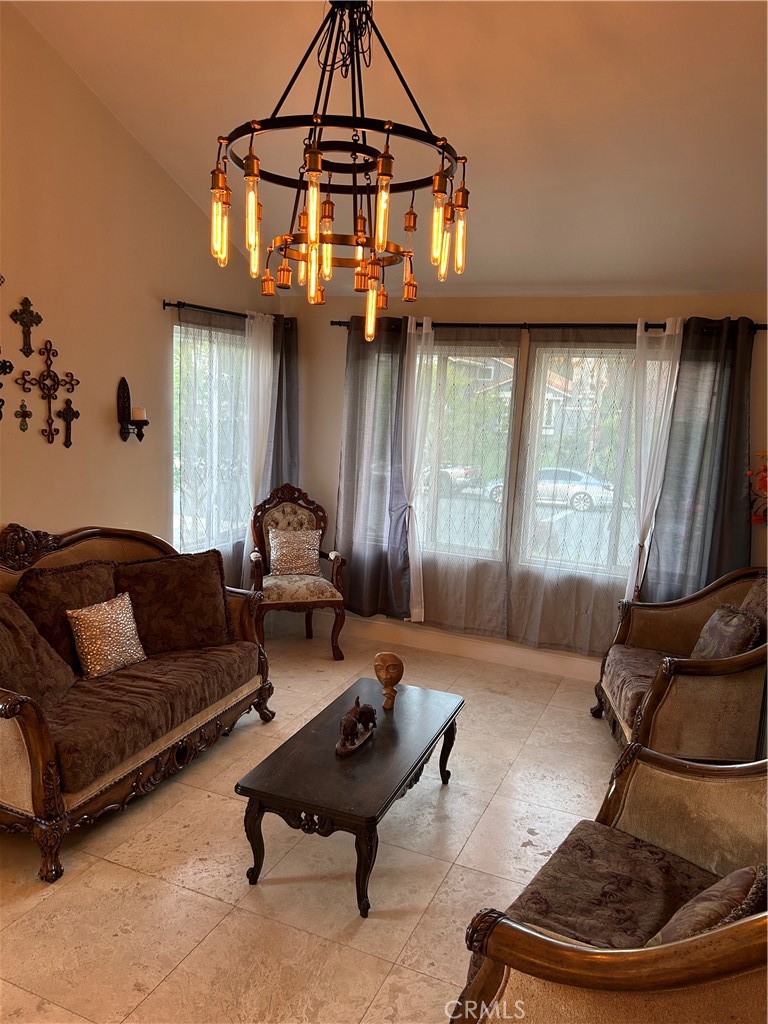 42 Rainbow Ridge Road Phillips Ranch, CA 91766 - Photo 7 of 29 Gallery Image 7