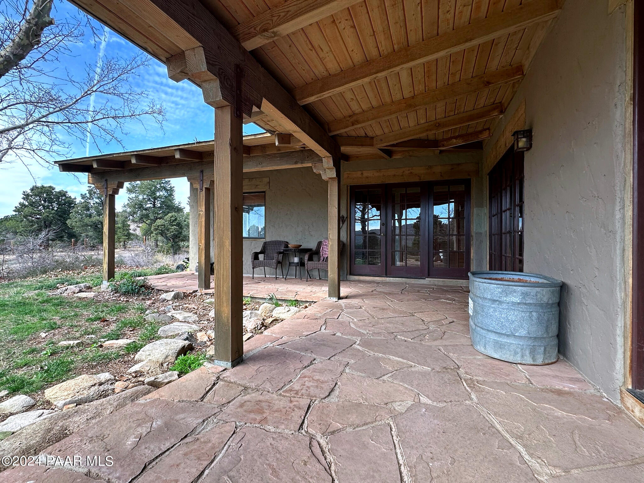 15255 South Middle Ridge Road Kirkland, AZ 86332 - Photo 6 of 63 006_Front Porch