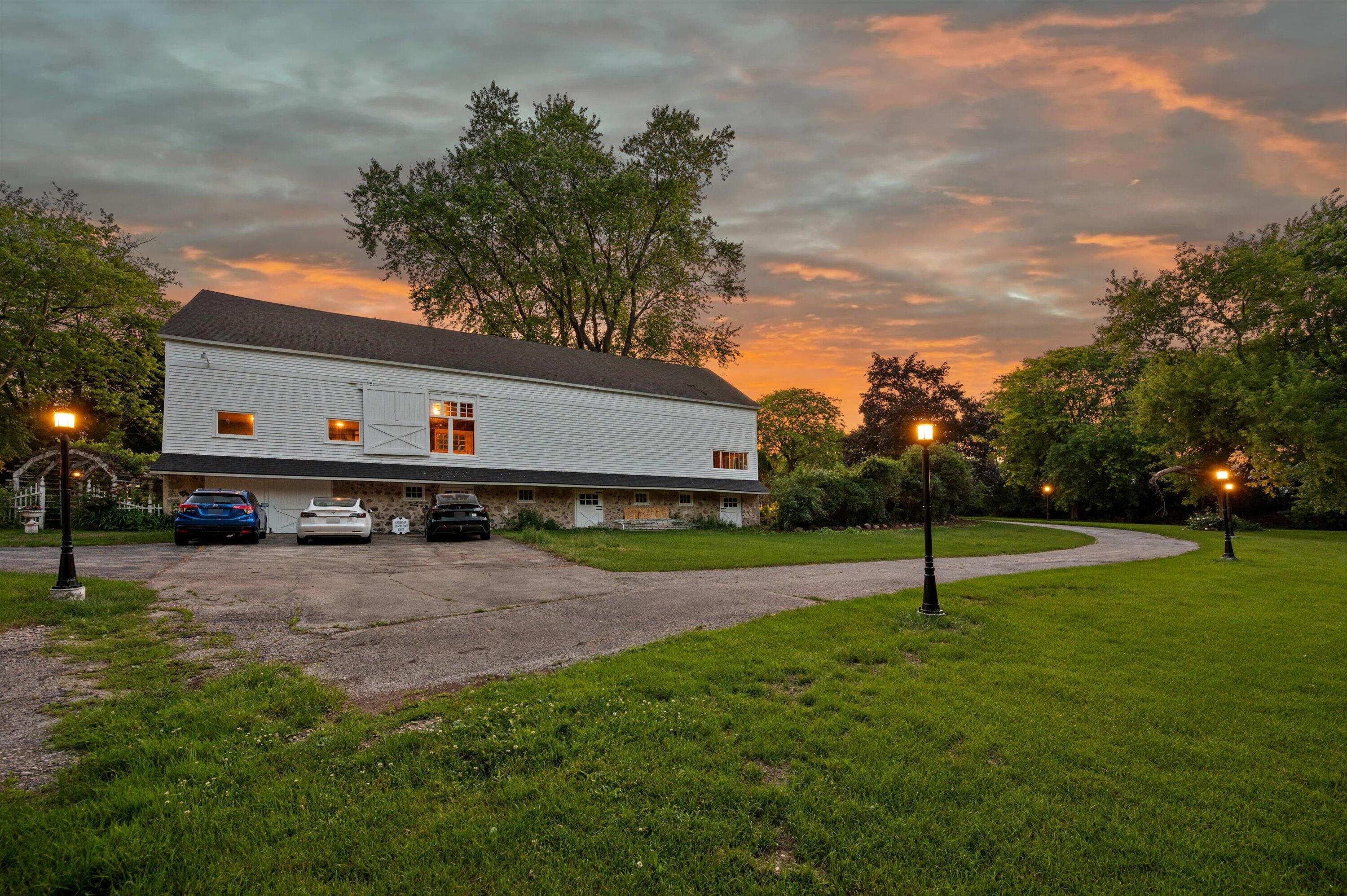 12112 North Wauwatosa Road Mequon, WI 53092 - Photo 52 of 72 105-DSC6251
