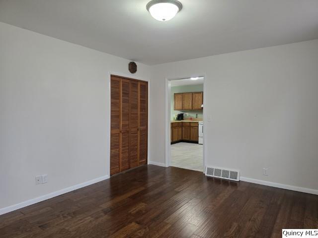 237 North Marion Street Carthage, IL 62321 - Photo 11 of 30