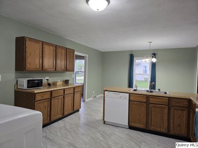 237 North Marion Street Carthage, IL 62321 - Photo 8 of 30