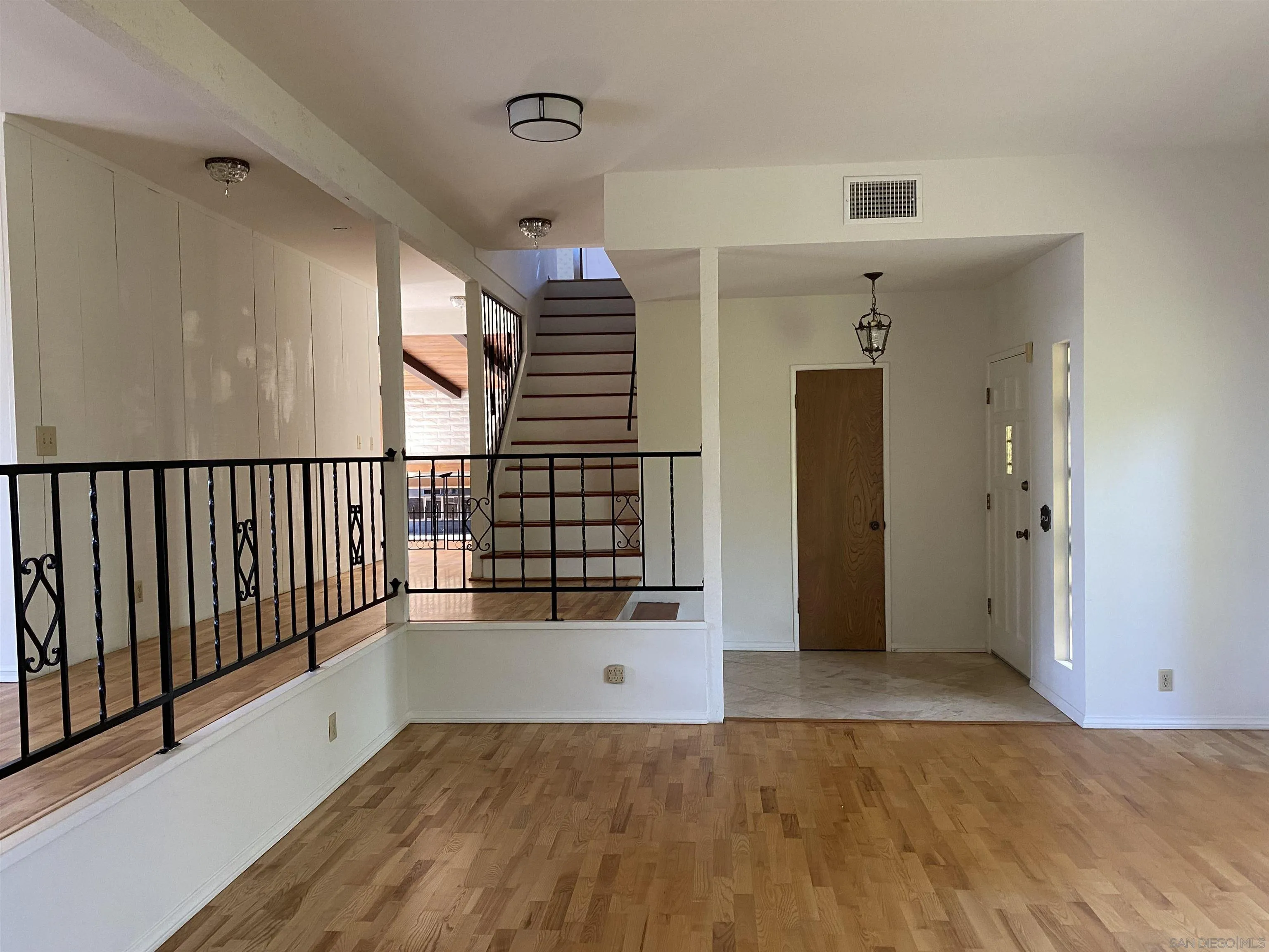 1780 Rabbit Hill Fallbrook, CA 92028 - Photo 19 of 60 a view of an empty room