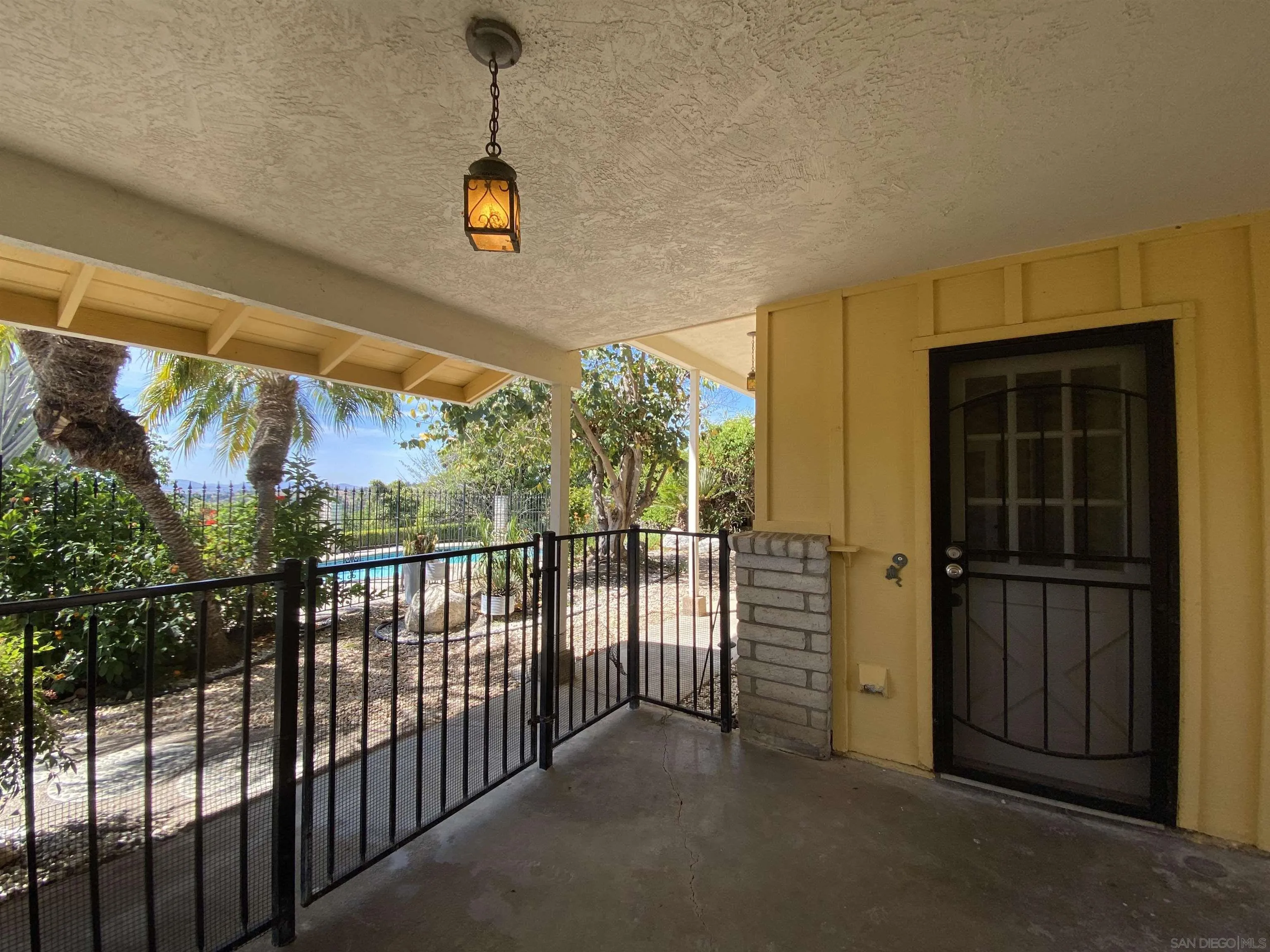 1780 Rabbit Hill Fallbrook, CA 92028 - Photo 6 of 60