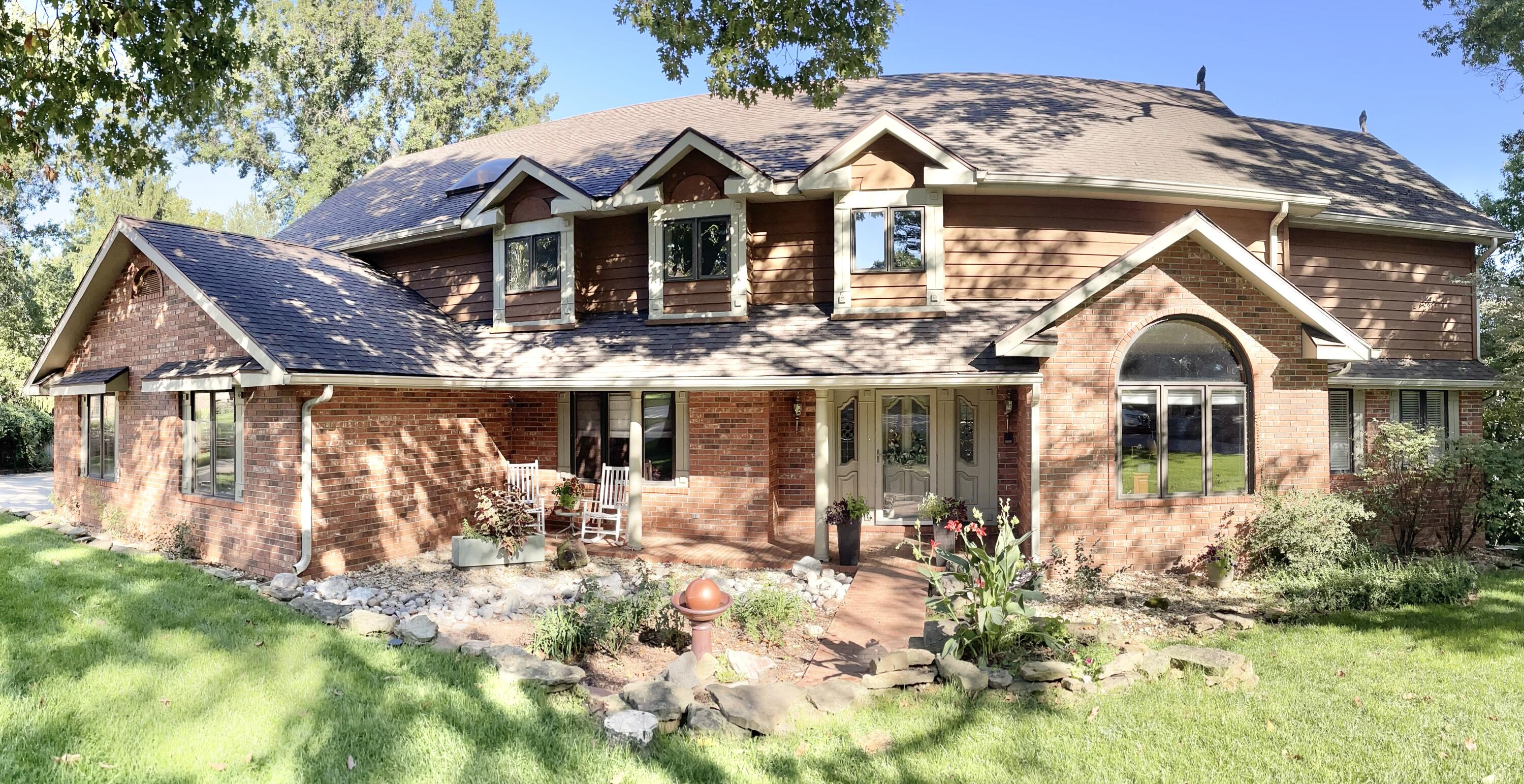 1466 South Cedar Ridge Street Springfield, MO 65809 - Photo 1 of 1 IMG_2071