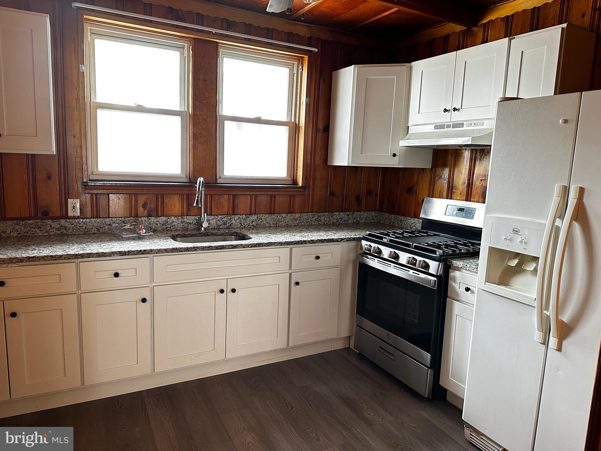 4221 Frost Street Philadelphia, PA 19136 - Photo 3 of 7