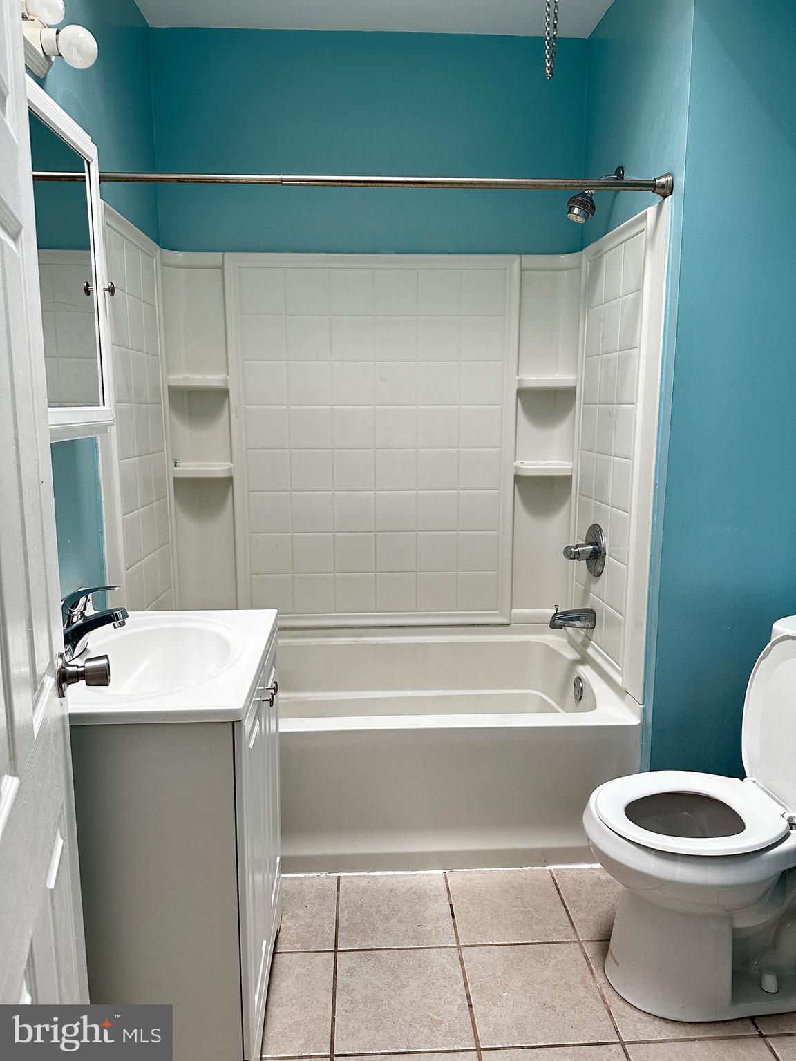 4221 Frost Street Philadelphia, PA 19136 - Photo 5 of 7
