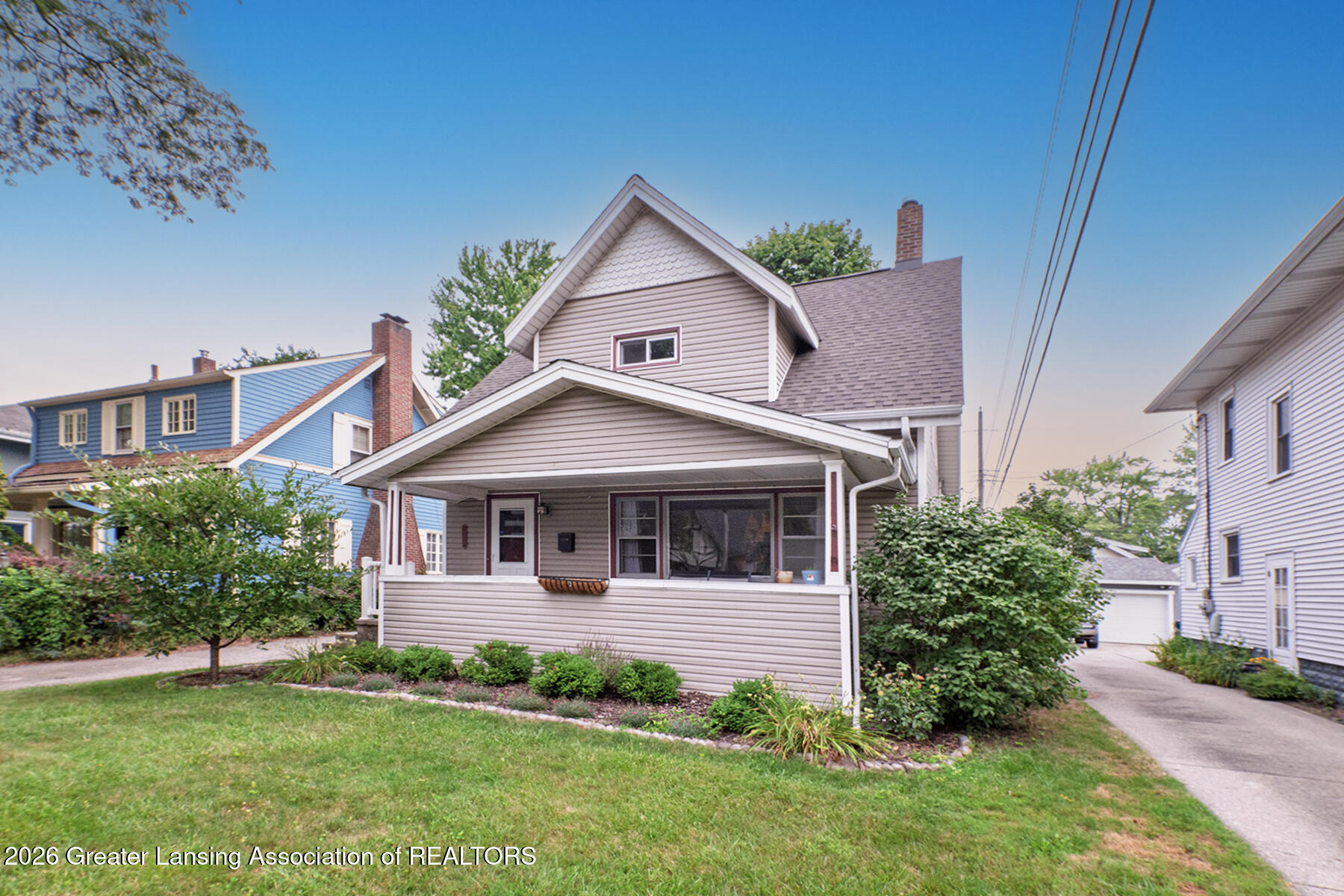 1718 Drexel Road Lansing, MI 48915 - Photo 2 of 19 Exterior Front