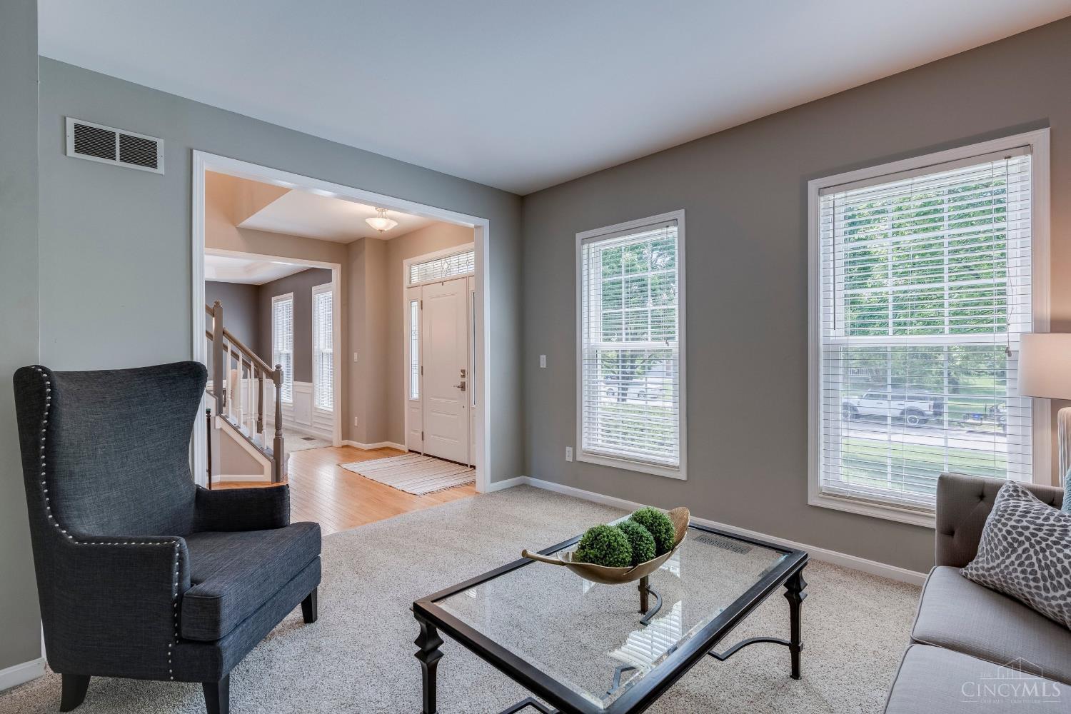 5038 Midfield Road Cincinnati, OH 45244 - Photo 6 of 55