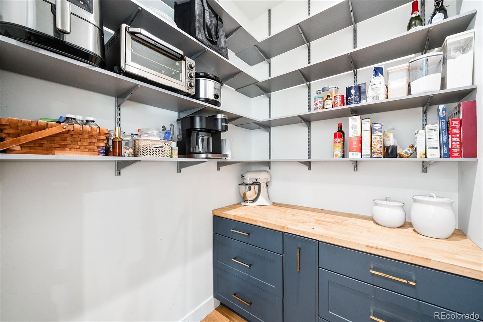 2461 Perry Street Denver, CO 80212 - Photo 12 of 50