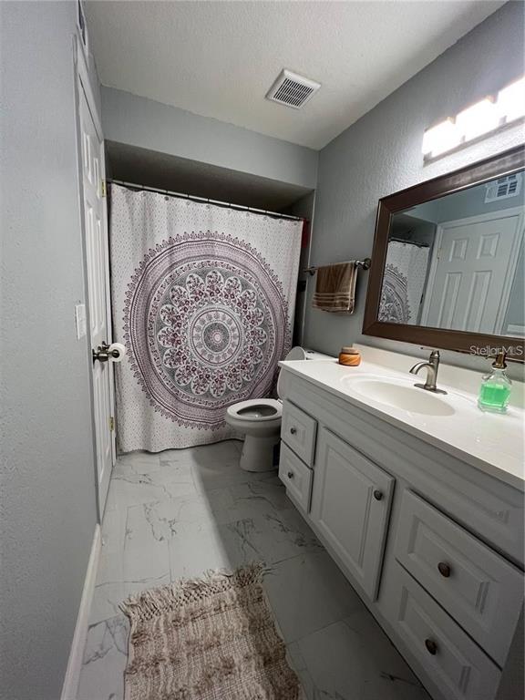 5168 Conroy Road, Unit 28 Orlando, FL 32811 - Photo 12 of 14