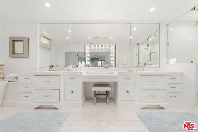 $6,470,000 | 1380 Summitridge Place, Beverly Hills, CA 90210