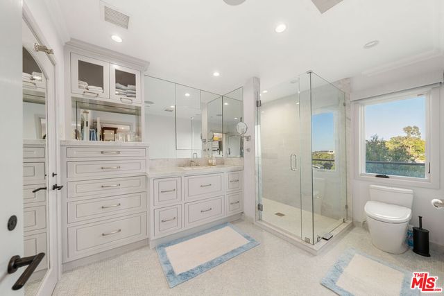 $6,470,000 | 1380 Summitridge Place, Beverly Hills, CA 90210