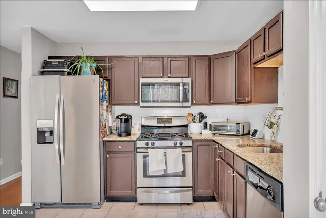 $450,000 | 37 Alexandra Court, Marlton, NJ 08053