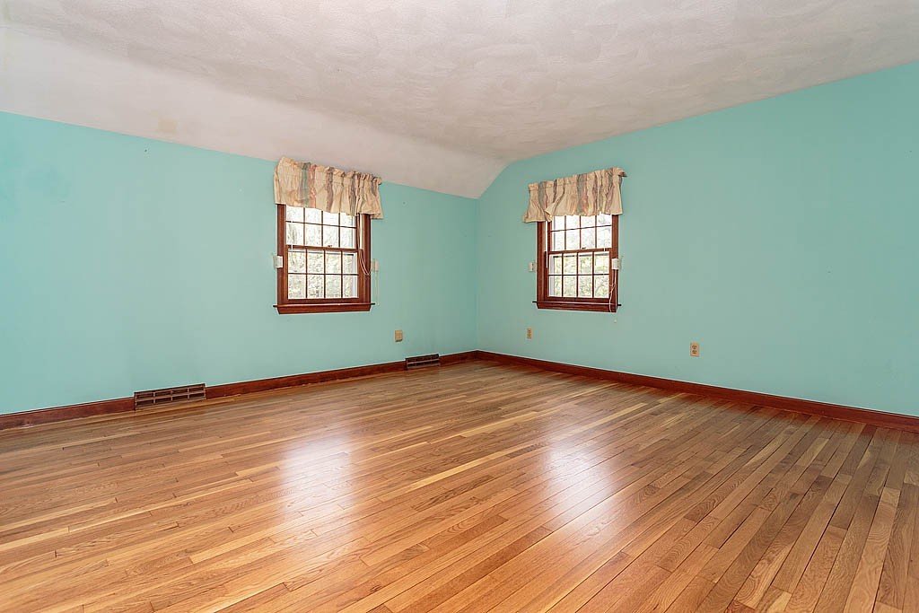4 Wagontrail Road Chelmsford, MA 01824 - Photo 14 of 27 Gallery Image 14