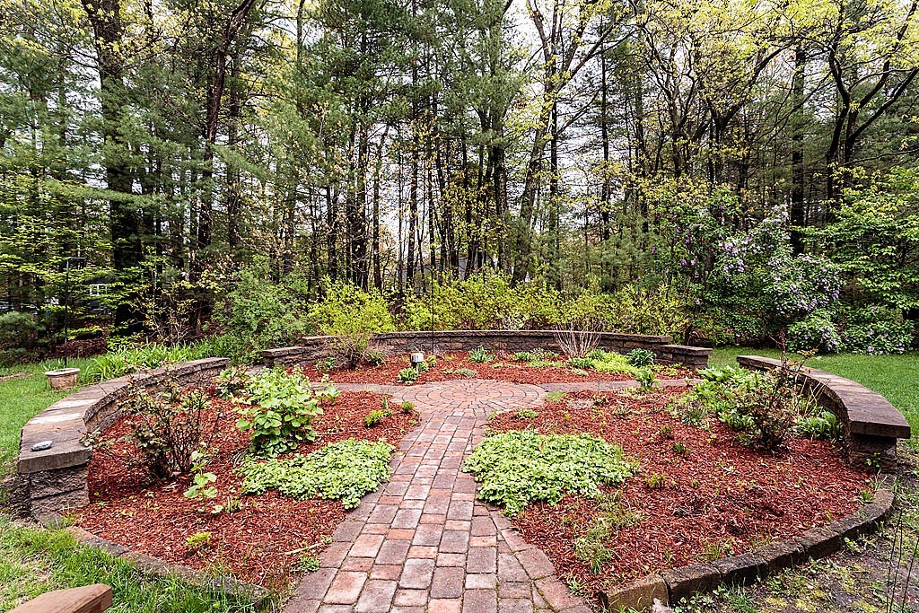 4 Wagontrail Road Chelmsford, MA 01824 - Photo 23 of 27 Gallery Image 23