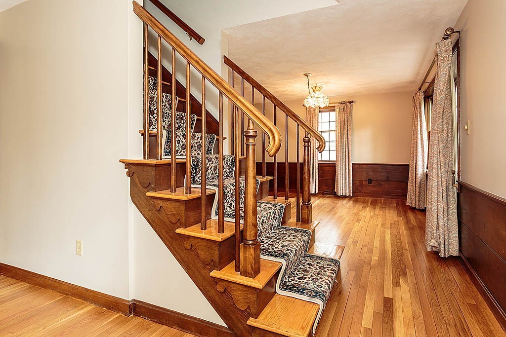 4 Wagontrail Road Chelmsford, MA 01824 - Photo 10 of 27 Gallery Image 10