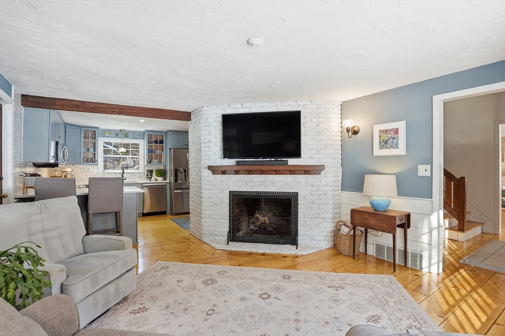 144 Nourse Road Bolton, MA 01740 - Photo 10 of 42