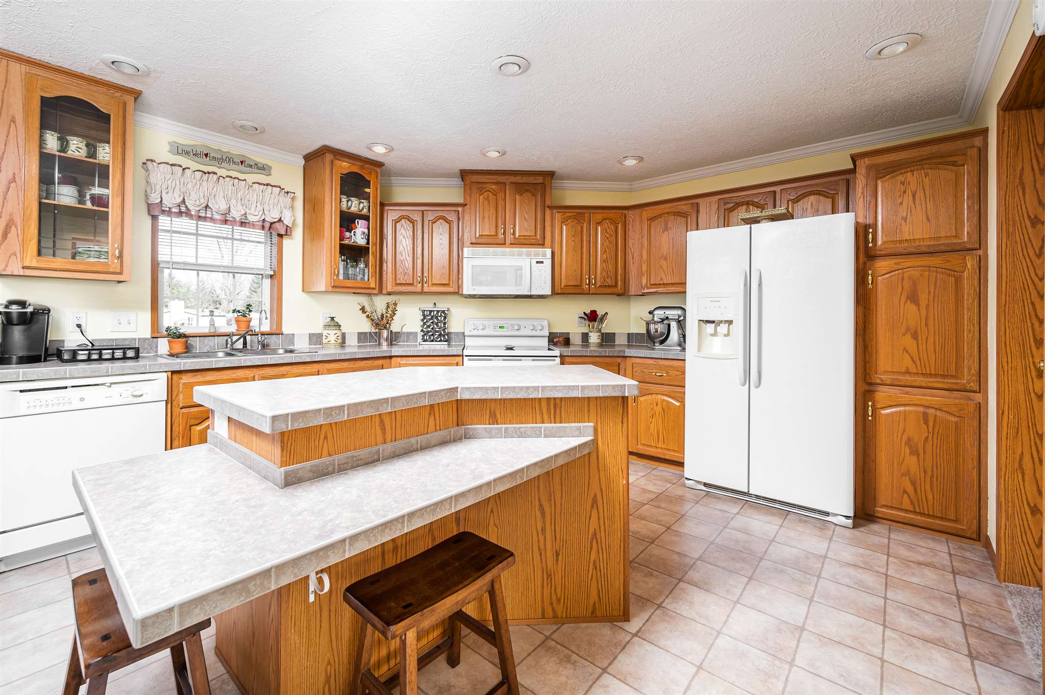 4620 East Armstrong Road Leesburg, IN 46538 - Photo 11 of 34 Gallery Image 11