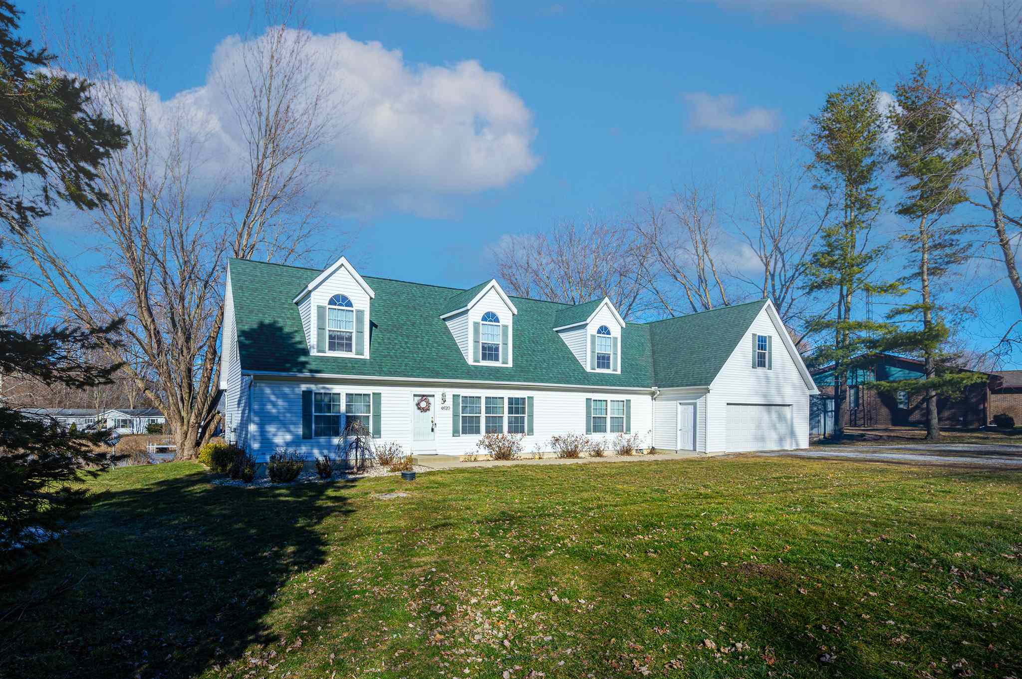 4620 East Armstrong Road Leesburg, IN 46538 - Photo 4 of 34 Gallery Image 4