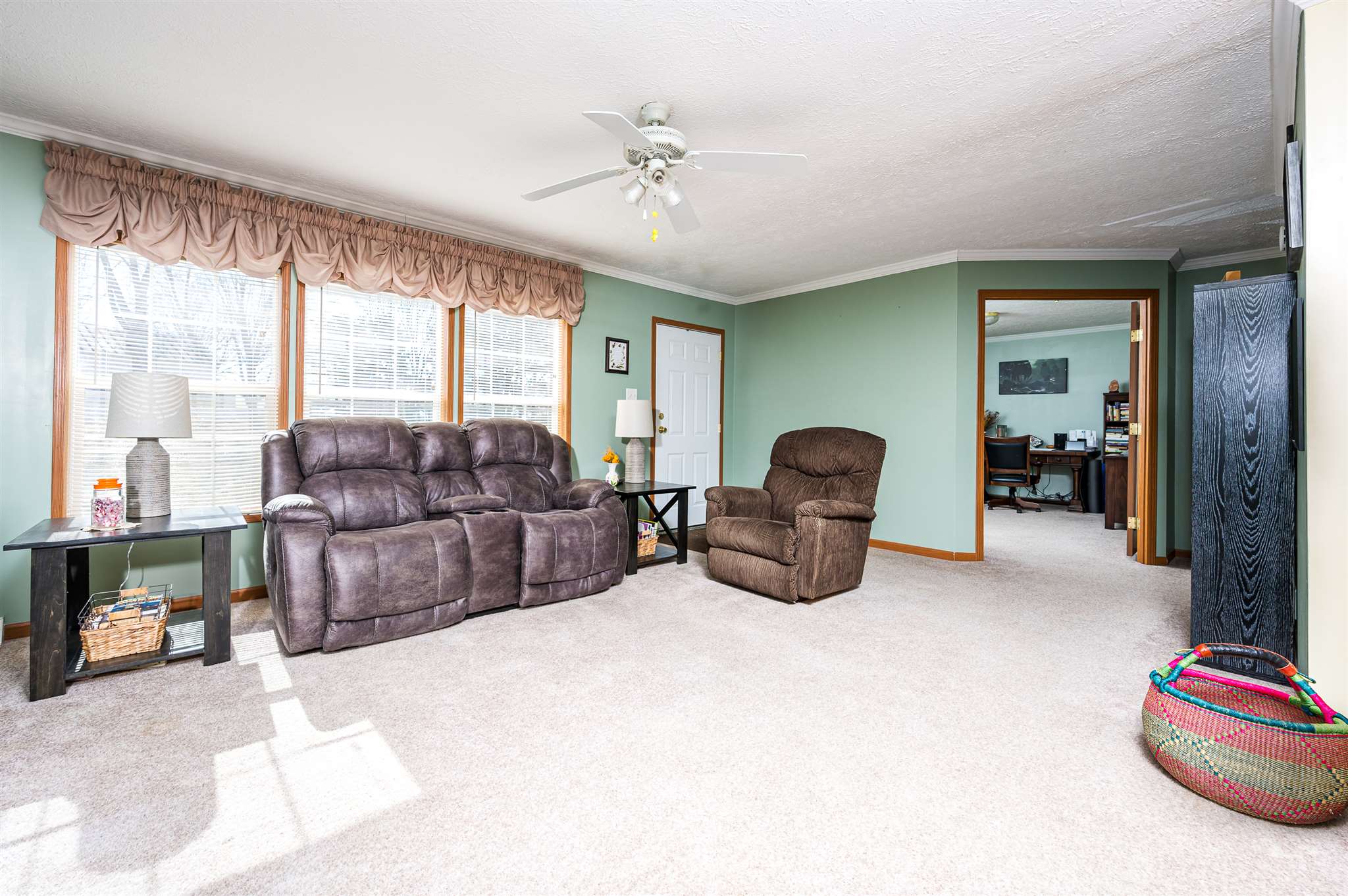 4620 East Armstrong Road Leesburg, IN 46538 - Photo 6 of 34 Gallery Image 6